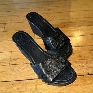 Tory Burch Wedge Heels SIZE 6